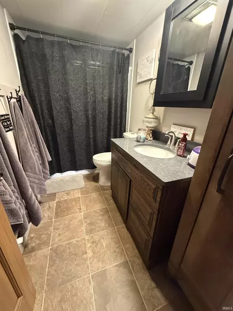 Bath - 26 E Walnut St, Onward, IN 46967 photo 1 of 1
