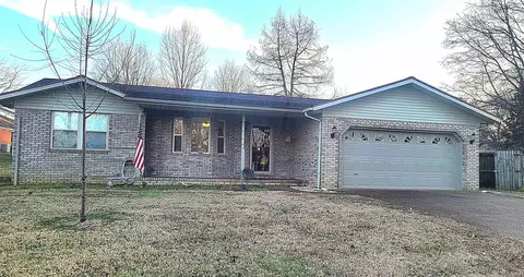 1720 Tanglewood Dr, Mount Vernon, IN 47620