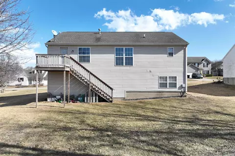 Exterior - 409 W Heritage Dr, Delphi, IN 46923 photo 2 of 2
