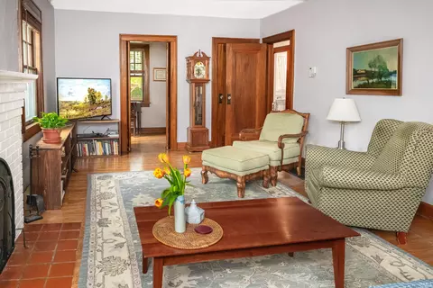 Living - 822 S Stull Ave, Bloomington, IN 47401 photo 2 of 2