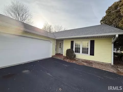 3919 S Laurel Ct, Bloomington, IN 47401