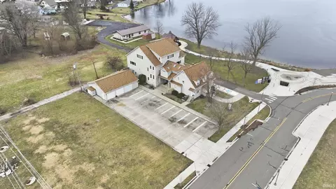 347 N Buffalo St, Warsaw, IN 46580