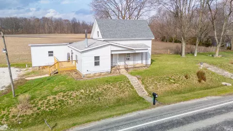 5694 E Us Highway 36, Mooreland, IN 47360