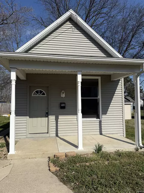 910 N Mulberry St, Mount Vernon, IN 47620