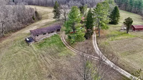 7748 Zion Rd, Tell City, IN 47586