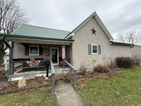 580 NE 1st St, Linton, IN 47441
