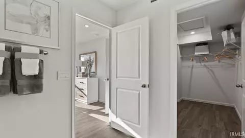 Entry Way - 12283 Hideout Pass, Fort Wayne, IN 46818 photo 5 of 6
