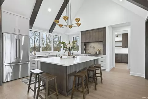 Kitchen - 607 E Basalt Dr, Huntertown, IN 46748 photo 1 of 3