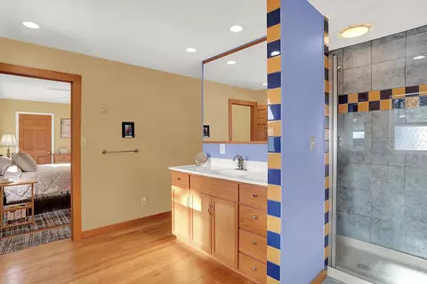 Bath - 609 E Audubon Dr, Bloomington, IN 47408 photo 3 of 5