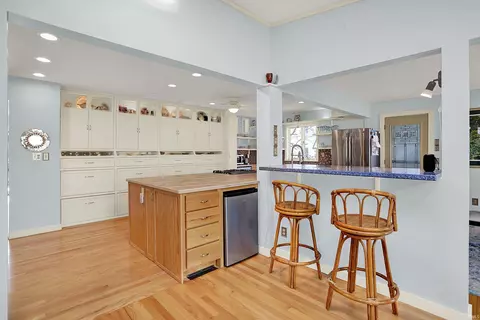 Kitchen - 609 E Audubon Dr, Bloomington, IN 47408 photo 5 of 7