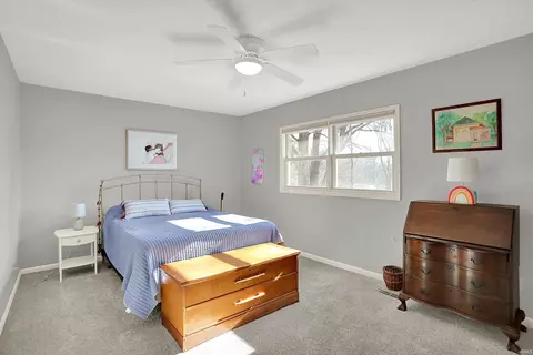 Bedroom - 609 E Audubon Dr, Bloomington, IN 47408 photo 4 of 6