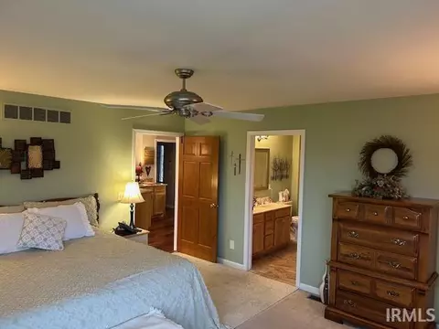Bedroom - 12840 N 775 E Rd, Syracuse, IN 46567 photo 2 of 5