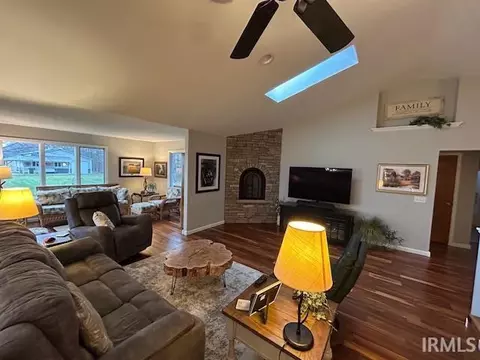 Living - 12840 N 775 E Rd, Syracuse, IN 46567 photo 2 of 5