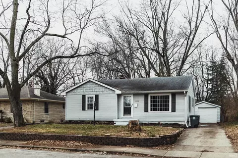 1809 S Kenmore Dr, Evansville, IN 47714