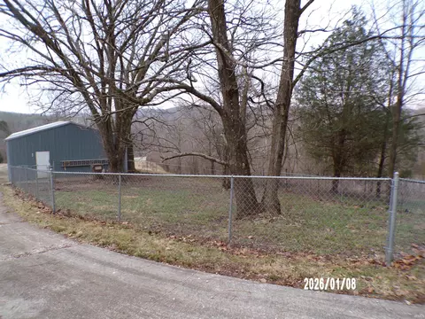 Exterior - 453 W State Road 60 Rd, Mitchell, IN 47446 photo 5 of 12