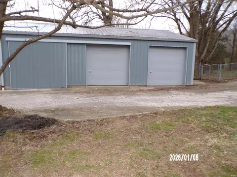 Exterior - 453 W State Road 60 Rd, Mitchell, IN 47446 photo 2 of 12