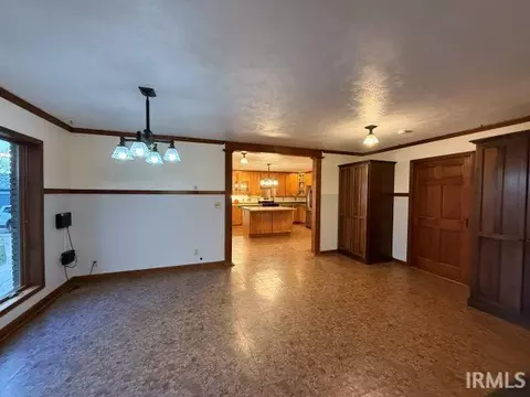 Living - 453 W State Road 60 Rd, Mitchell, IN 47446 photo 2 of 4