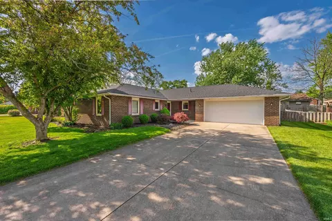 4300 W Coventry Dr, Muncie, IN 47304