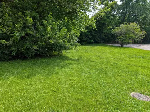 933 W Cascade Ave, Bloomington, IN 47403 photo 1