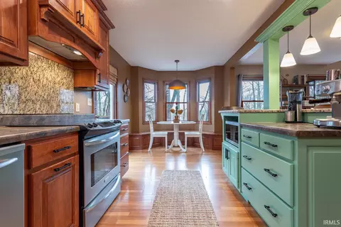 4645 N Chatham Dr, Bloomington, IN 47404