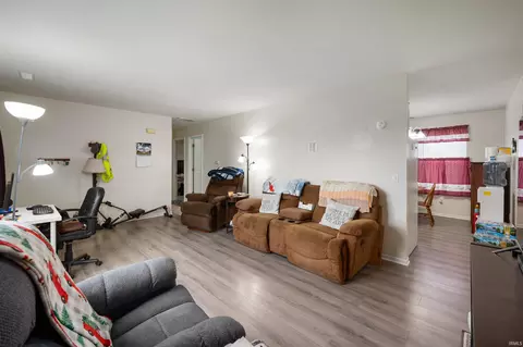 607 Hart Dr, Dunkirk, IN 47336 photo 5
