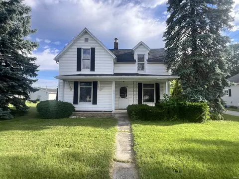 1409 E Center St, Warsaw, IN 46580