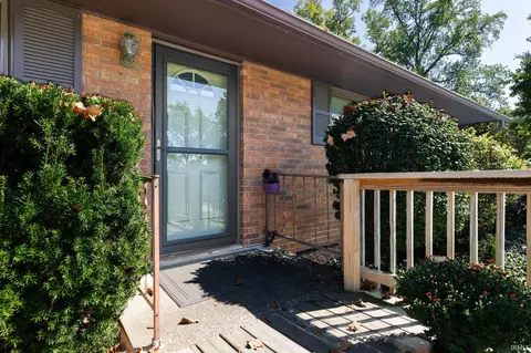 2845 S Brookside Dr, Bloomington, IN 47401 photo 4