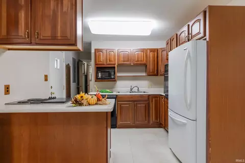 2845 S Brookside Dr, Bloomington, IN 47401 photo 10