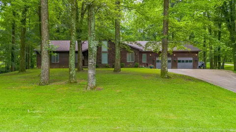 2351 S Kozy Dr, Rockport, IN 47635
