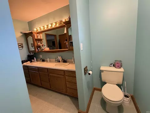 Bath - 1400 N 200 E, Lagrange, IN 46761 photo 2 of 4