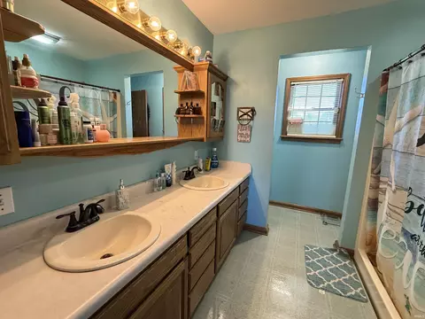 Bath - 1400 N 200 E, Lagrange, IN 46761 photo 1 of 4