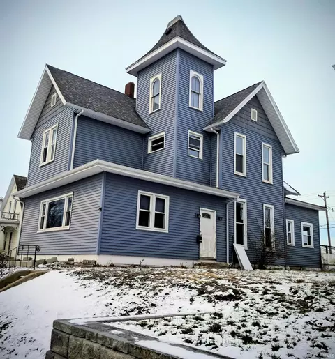 110 W 6th St, Peru, IN 46970