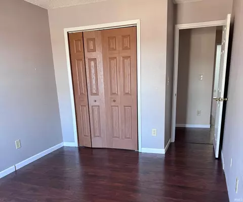 Bedroom - 527 S Cobblestone Ct, Bloomington, IN 47403 photo 5 of 6