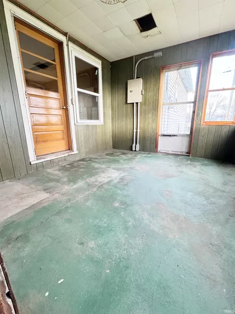 Exterior - 116 E Willow St, Butler, IN 46721 photo 2 of 3
