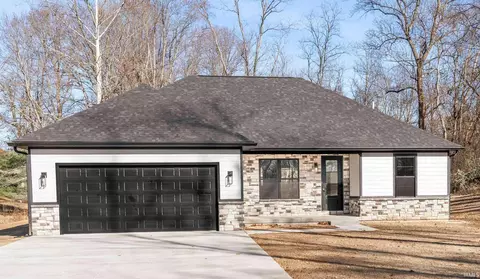 8190 S Stanford Rd, Bloomington, IN 47403