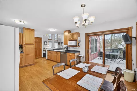 1107 E Azalea Ln, Bloomington, IN 47401 photo 11