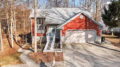 1107 E Azalea Ln, Bloomington, IN 47401 photo 1