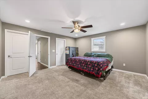 Bedroom - 315 E Walnut St, Odon, IN 47562 photo 3 of 9