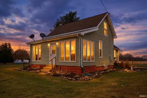 4934 N 650 E Rd, Rochester, IN 46975