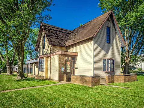 703 Main St, Mount Vernon, IN 47620