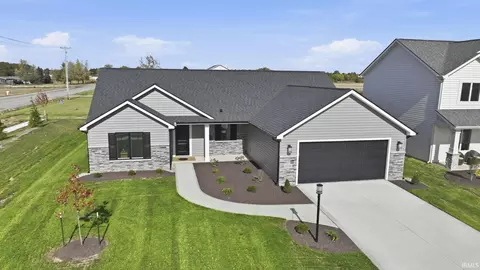 10901 Oaklynn Reserve Blvd, Fort Wayne, IN 46835