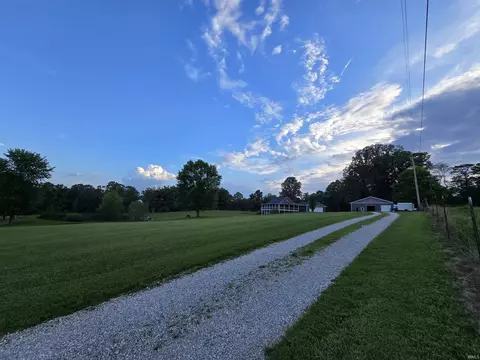 291 Phillips Ln, Springville, IN 47462