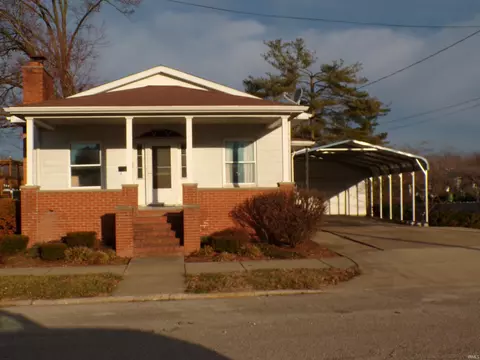 207 Church St, Loogootee, IN 47553