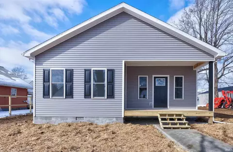 122 N Lincoln Ave, Oakland City, IN 47660