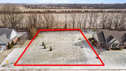 2022 Cameron Dr, Kokomo, IN 46902