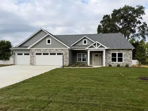 3173 E Rocky Way, Winona Lake, IN 46590