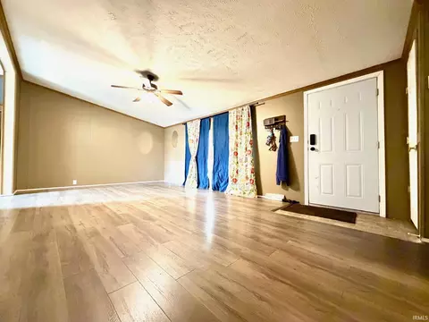308 W Brook St, Mitchell, IN 47446 photo 9