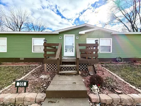 308 W Brook St, Mitchell, IN 47446 photo 5