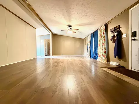 308 W Brook St, Mitchell, IN 47446 photo 8