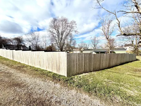 308 W Brook St, Mitchell, IN 47446 photo 32